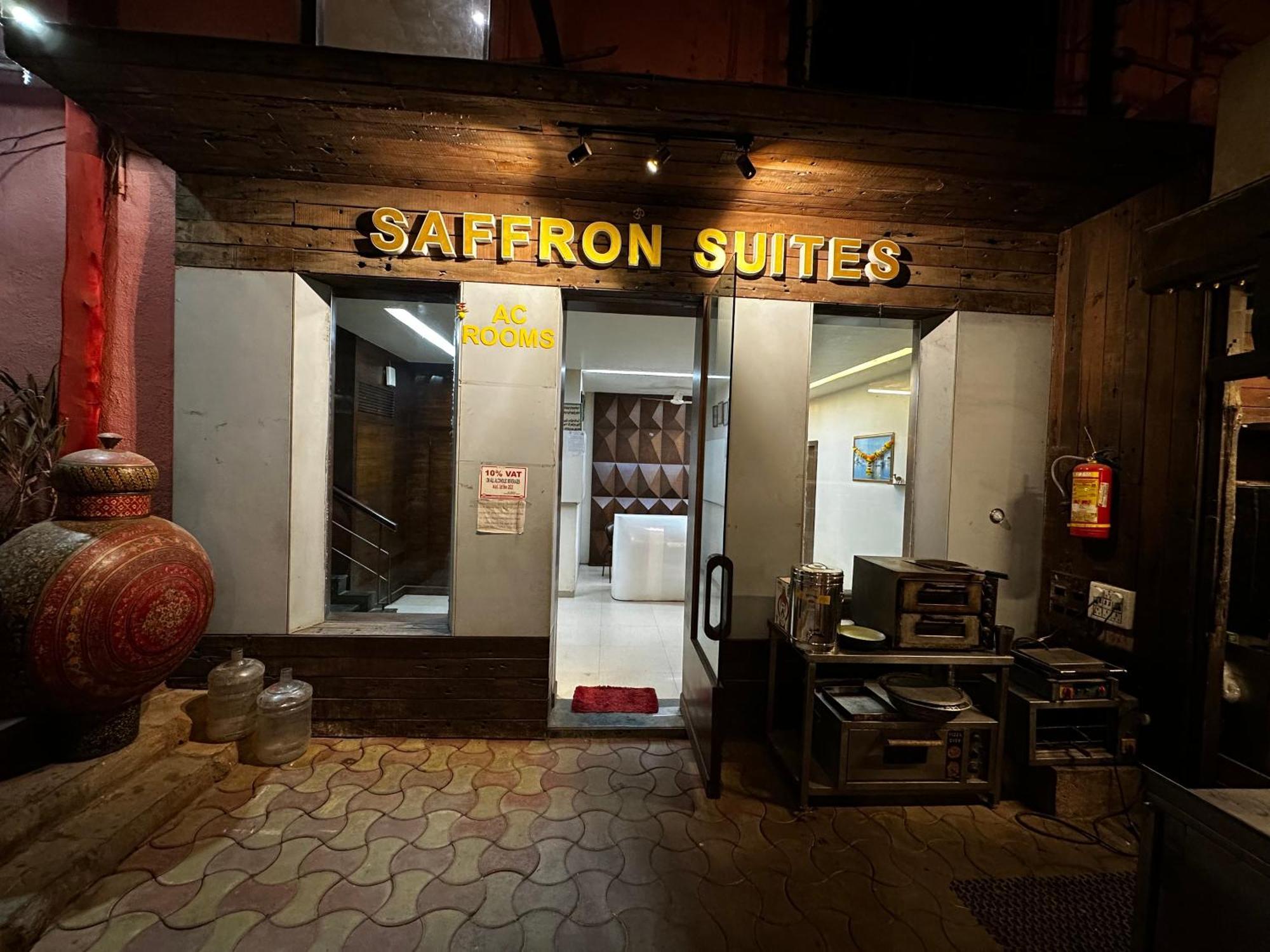 The Saffron Suites Sasupāda Exterior foto